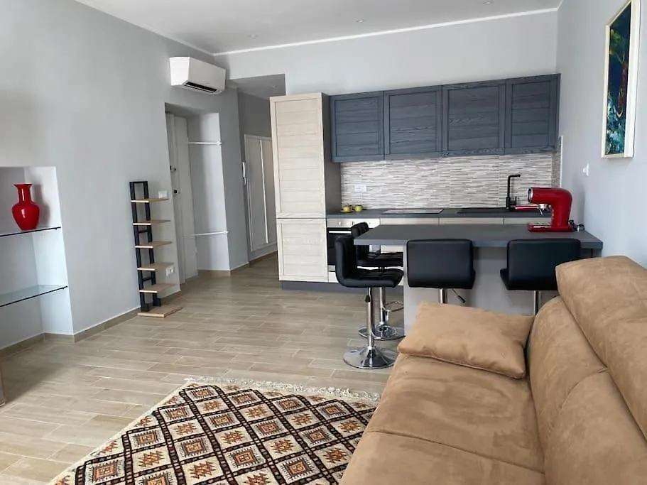 Appartamento Centralissimo In Piazza Bresca Sanremo 0*,  Italy